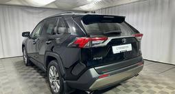 Toyota RAV4 Luxe 2024 года за 16 700 000 тг. в Алматы – фото 2