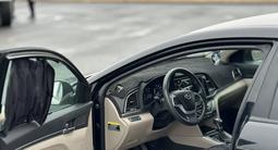 Hyundai Elantra 2017 года за 4 500 000 тг. в Атырау – фото 3