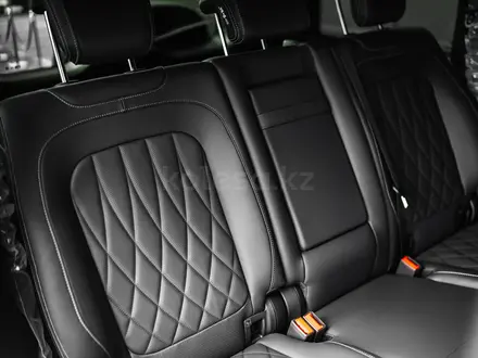 Mercedes-Benz G 580 EQ 4MATIC 2025 года за 112 000 000 тг. в Астана – фото 3