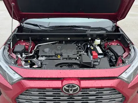 Toyota RAV4 Luxe+ 2025 года за 21 500 000 тг. в Актобе – фото 17