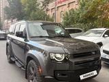 Land Rover Defender 2023 года за 49 500 000 тг. в Астана – фото 2