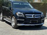 Mercedes-Benz GL 500 2012 года за 22 000 000 тг. в Атырау