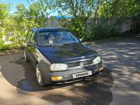 Volkswagen Golf 1993 годаүшін1 200 000 тг. в Астана