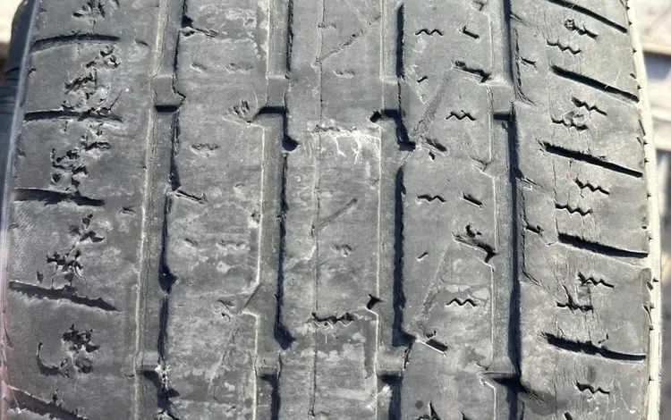 Шины 225/65R17 (2шт) за 8 000 тг. в Актау