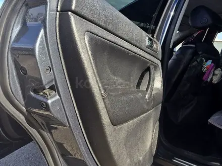 Volkswagen Passat 2003 года за 2 700 000 тг. в Астана – фото 7