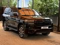 Toyota Land Cruiser 2015 года за 27 000 000 тг. в Актобе