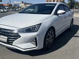 Hyundai Elantra 2019 года за 7 800 000 тг. в Шымкент – фото 2