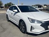 Hyundai Elantra 2019 года за 7 800 000 тг. в Шымкент – фото 3