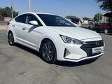 Hyundai Elantra 2019 года за 7 800 000 тг. в Шымкент