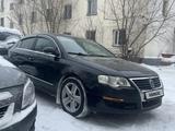 Volkswagen Passat 2005 года за 4 000 000 тг. в Астана