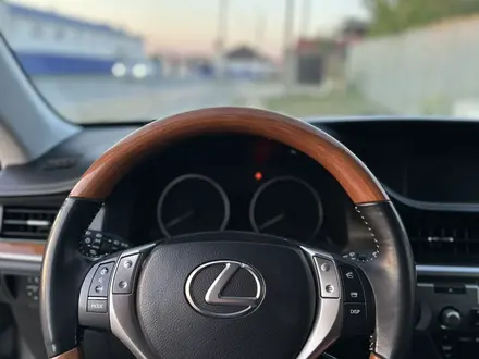 Lexus ES 300h 2014 годаүшін7 900 000 тг. в Атырау – фото 16