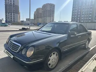 Mercedes-Benz E 280