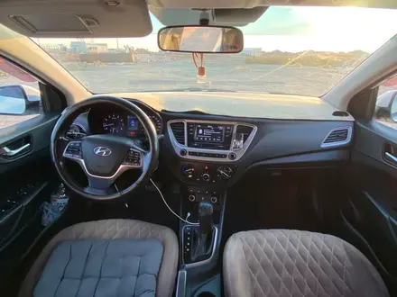 Hyundai Accent 2019 года за 6 900 000 тг. в Атырау – фото 3