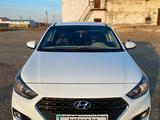 Hyundai Accent 2019 года за 6 900 000 тг. в Атырау