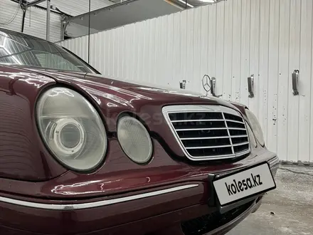 Mercedes-Benz E 320 2001 года за 4 500 000 тг. в Жезказган – фото 4