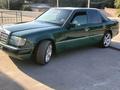 Mercedes-Benz E 220 1993 года за 1 900 000 тг. в Алматы