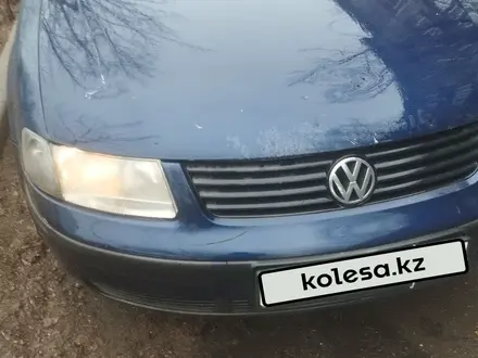 Volkswagen Passat 1999 года за 1 400 000 тг. в Экибастуз – фото 2