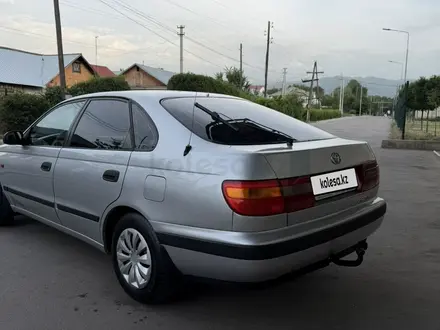 Toyota Carina E 1996 года за 2 350 000 тг. в Алматы – фото 5