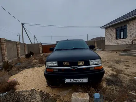 Chevrolet Blazer 2004 года за 2 500 000 тг. в Актау