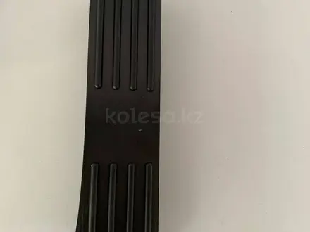 Оригинальные накладки на педали черные LI за 1 000 тг. в Караганда – фото 4