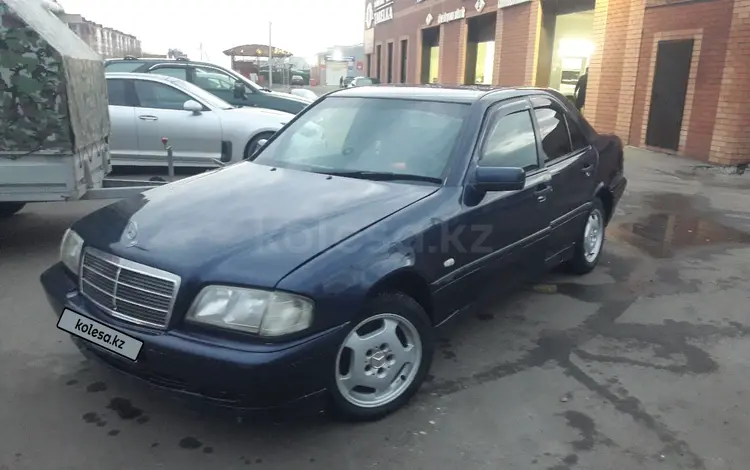 Mercedes-Benz C 180 1999 года за 2 300 000 тг. в Петропавловск