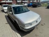 Volkswagen Golf 1998 года за 1 700 000 тг. в Астана – фото 2