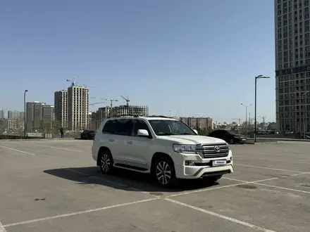 Toyota Land Cruiser 2016 года за 34 000 000 тг. в Астана – фото 5
