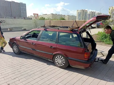 Volkswagen Passat 1994 года за 2 500 000 тг. в Астана