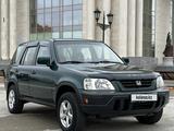 Honda CR-V 2001 годаүшін4 900 000 тг. в Астана