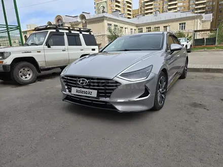 Hyundai Sonata 2021 года за 12 100 000 тг. в Астана – фото 3