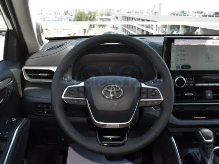 Toyota Highlander 2022 года за 29 000 000 тг. в Астана – фото 20