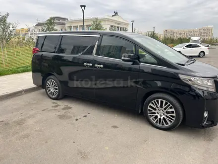 Toyota Alphard 2016 года за 28 000 000 тг. в Астана – фото 4