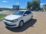 Volkswagen Polo 2015 года за 5 100 000 тг. в Уральск – фото 2