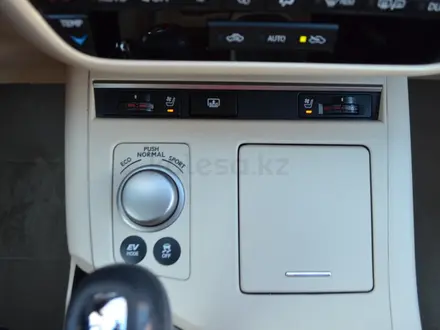 Lexus ES 300h 2014 года за 11 000 000 тг. в Актобе – фото 14