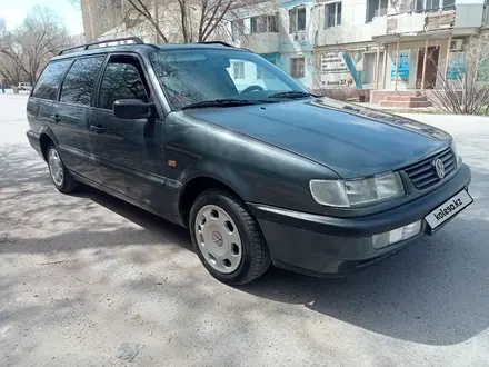 Volkswagen Passat 1995 года за 3 500 000 тг. в Кызылорда – фото 2