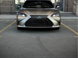 Lexus ES 300h 2020 годаүшін20 000 000 тг. в Алматы – фото 5