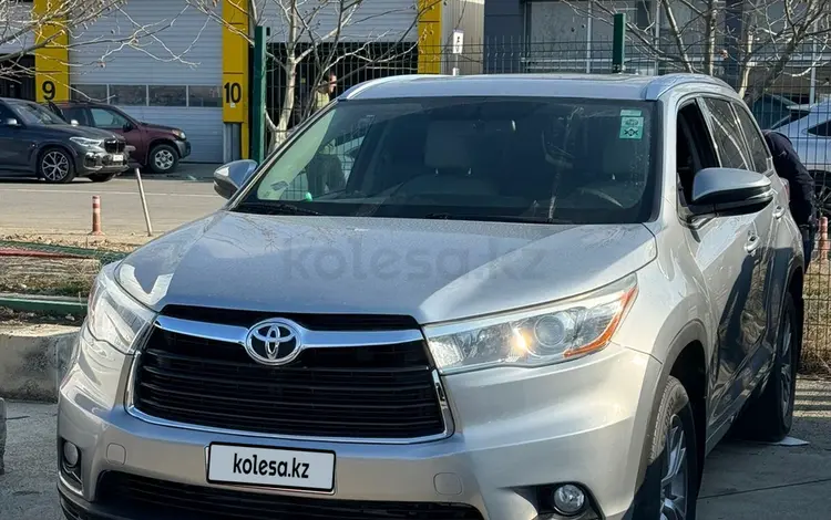 Toyota Highlander 2014 годаүшін12 500 000 тг. в Уральск