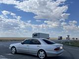 Mercedes-Benz E 320 2001 года за 5 200 000 тг. в Актобе – фото 2