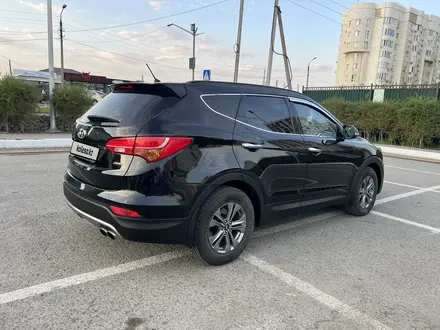 Hyundai Santa Fe 2014 года за 9 500 000 тг. в Атырау – фото 3