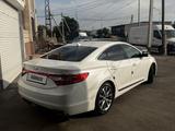 Hyundai Grandeur 2015 года за 8 500 000 тг. в Шымкент