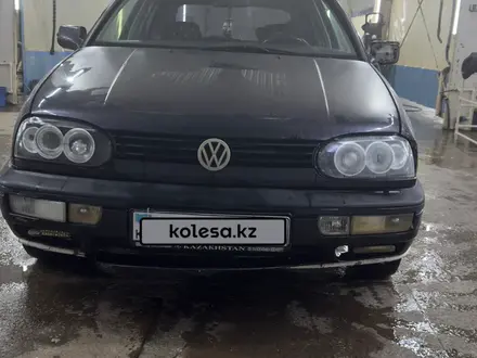 Volkswagen Golf 1993 года за 650 000 тг. в Кокшетау