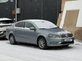 Volkswagen Passat 2011 года за 4 900 000 тг. в Алматы – фото 2
