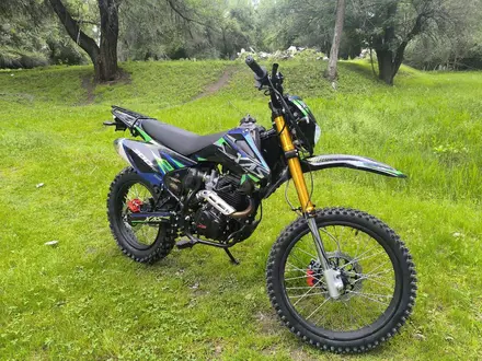 KTM  300 EXC 2026 года за 400 000 тг. в Алматы – фото 2