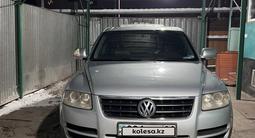 Volkswagen Touareg 2002 года за 5 000 000 тг. в Алматы – фото 2