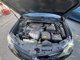 Toyota Camry 2014 года за 6 000 000 тг. в Актобе – фото 5