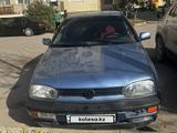 Volkswagen Golf 1993 годаүшін1 600 000 тг. в Алматы