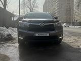 Toyota Highlander 2014 годаүшін19 300 000 тг. в Алматы