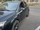 Ford Focus 2007 года за 2 400 000 тг. в Караганда – фото 2