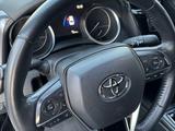 Toyota Camry 2021 года за 15 900 000 тг. в Павлодар – фото 4