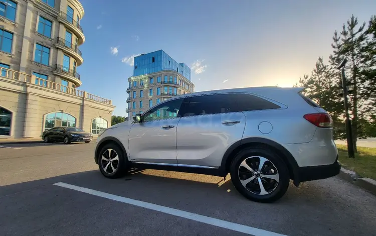 Kia Sorento 2015 года за 10 500 000 тг. в Астана